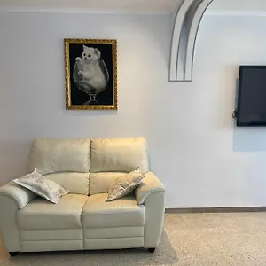 Shared Apartment! Piso Compartido! общая квартира! Habitación en casa particular